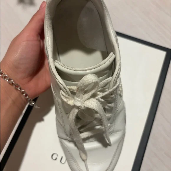 Gucci Cream White Shoes and Satin Dust Bag - Picture 7 of 10